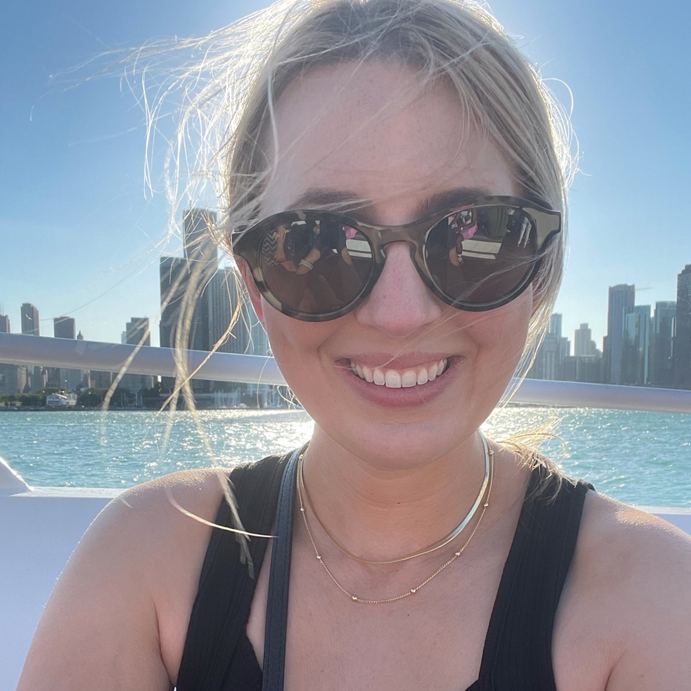 Meet your Posher, Courtney
